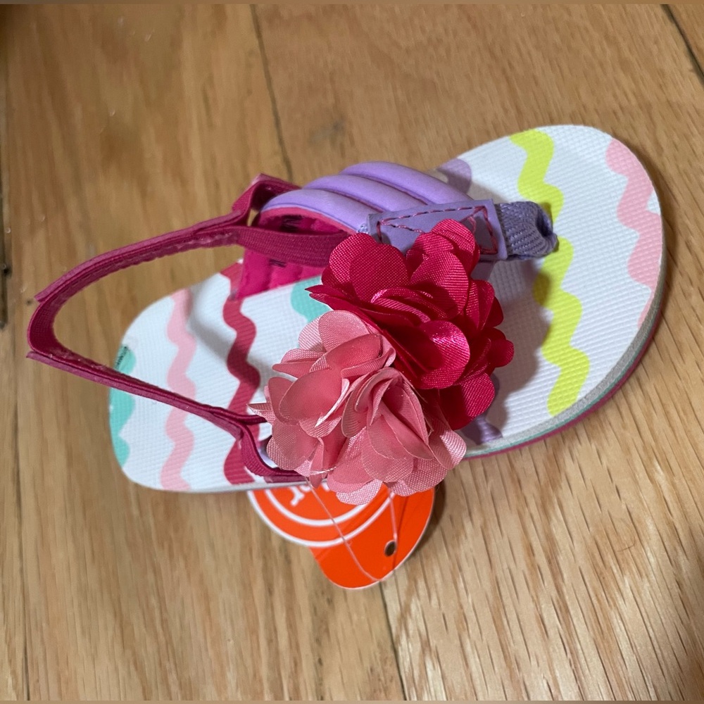 NWT toddler flip flops 5/6 - Picture 6 of 6